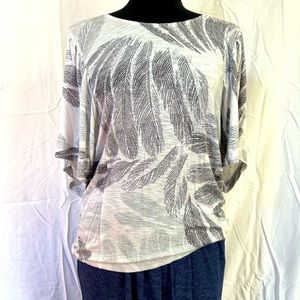 Soft, draping short sleeve top/ shirt